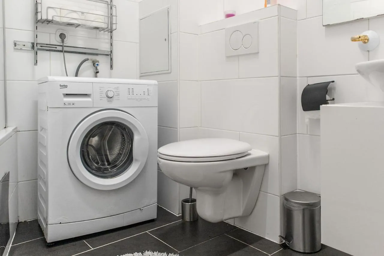 Joyful 2Br Shared Apt Near Millenium Tower & Danube River Vienna 0*,  Austria
