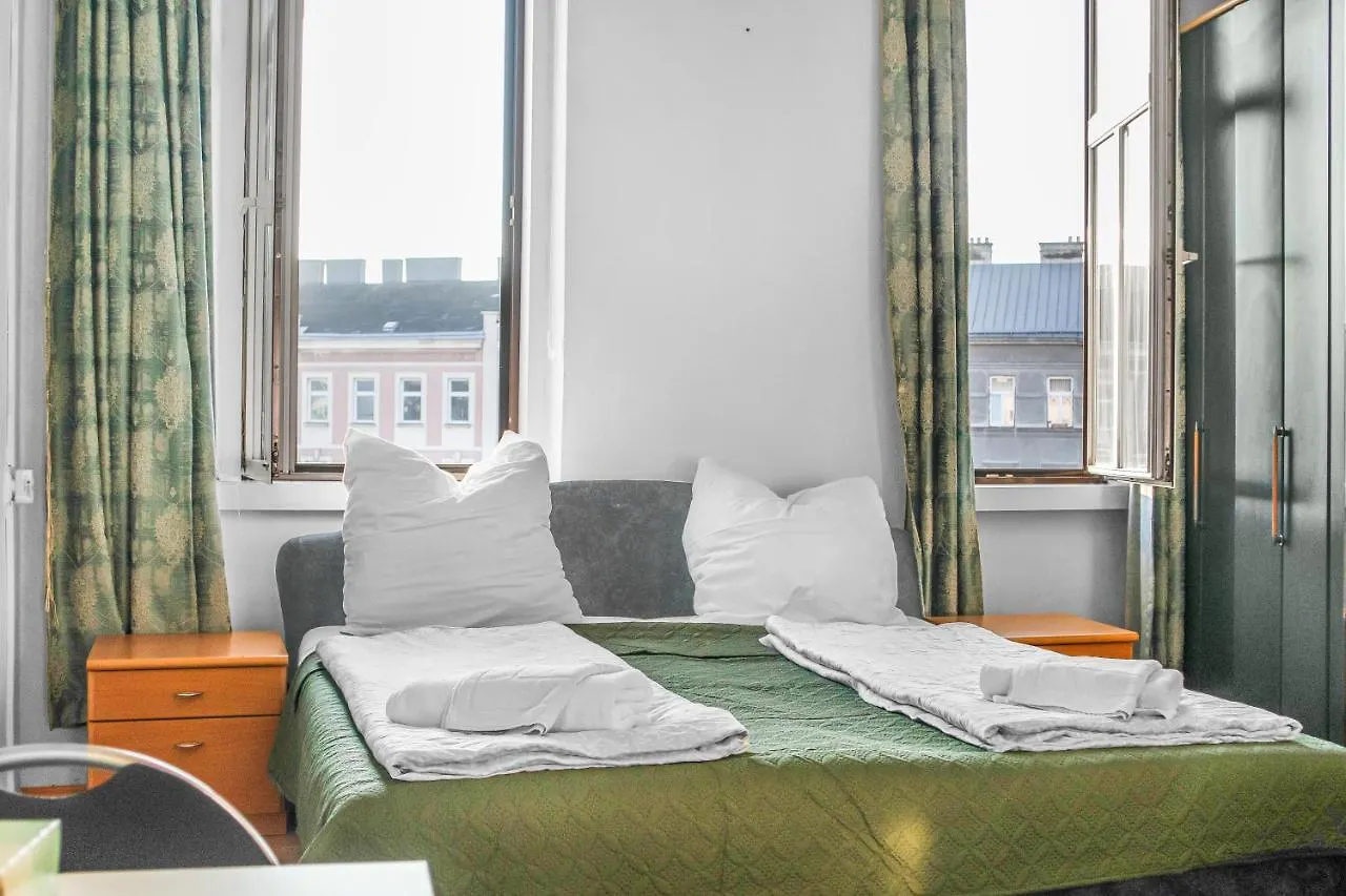 Guest house Joyful 2Br Shared Apt Near Millenium Tower & Danube River Vienna Austria