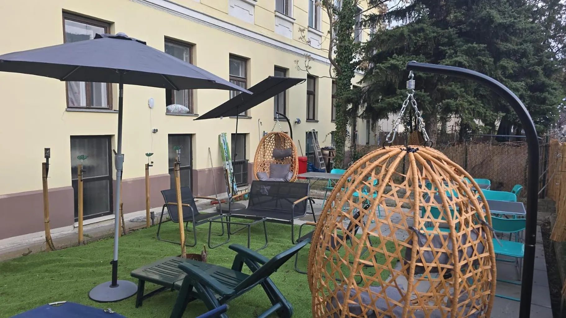 Joyful 2Br Shared Apt Near Millenium Tower & Danube River Vienna Guest house